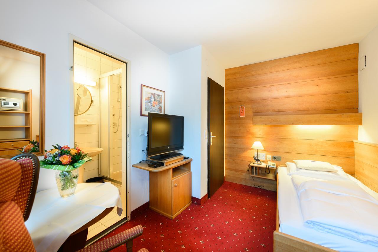 Haus Stefanie - Adults Only Hotel Seefeld in Tirol Ngoại thất bức ảnh