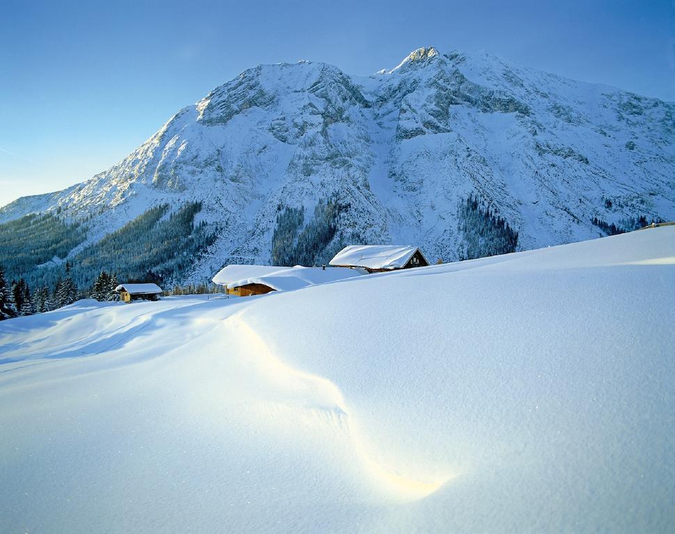 Haus Stefanie - Adults Only Hotel Seefeld in Tirol Ngoại thất bức ảnh