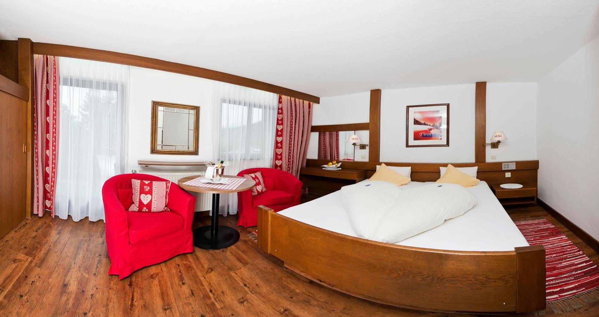 Haus Stefanie - Adults Only Hotel Seefeld in Tirol Ngoại thất bức ảnh